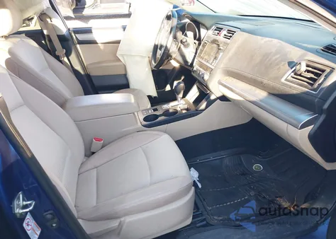 2015 Subaru Outback 2.5I Premium z USA, uszkodzony, nr VIN 4S4BSBDC1F3251728